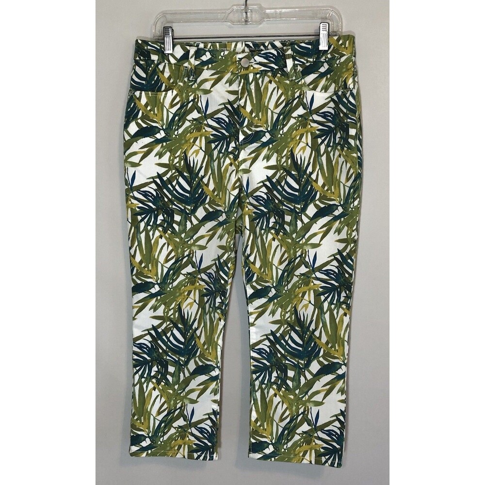 Chico's Sz 1 Perfect Stretch Girlfriend Slim Leg Capri Tropical Leaf *C Descript